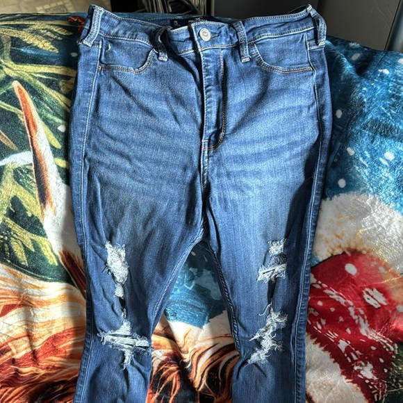 Hollister Jeggings - Picture 2 of 4